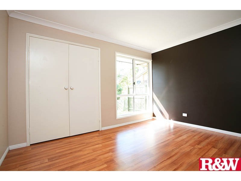 8 Cania Court, Marsden QLD 4132