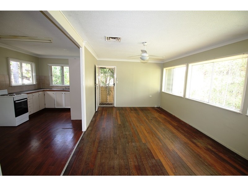 6 Elkhorn Street, Woodridge QLD 4114