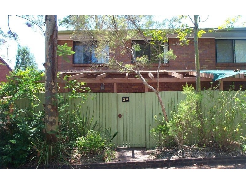 34/127 Hall Road, Springwood QLD 4127