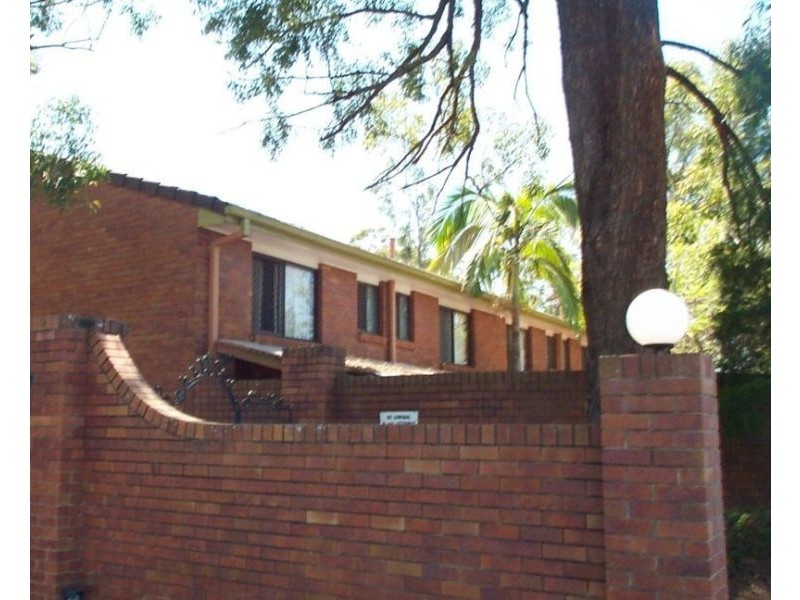 34/127 Hall Road, Springwood QLD 4127