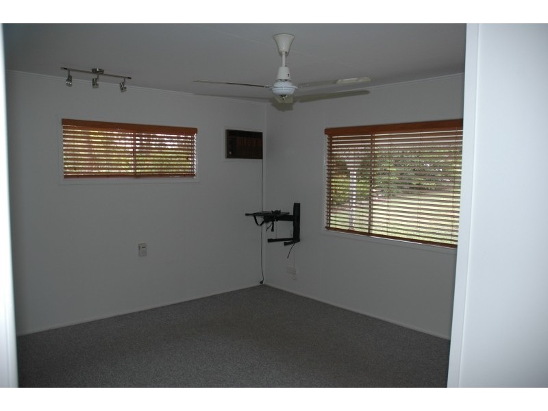 509 Redland Bay Road, Capalaba QLD 4157