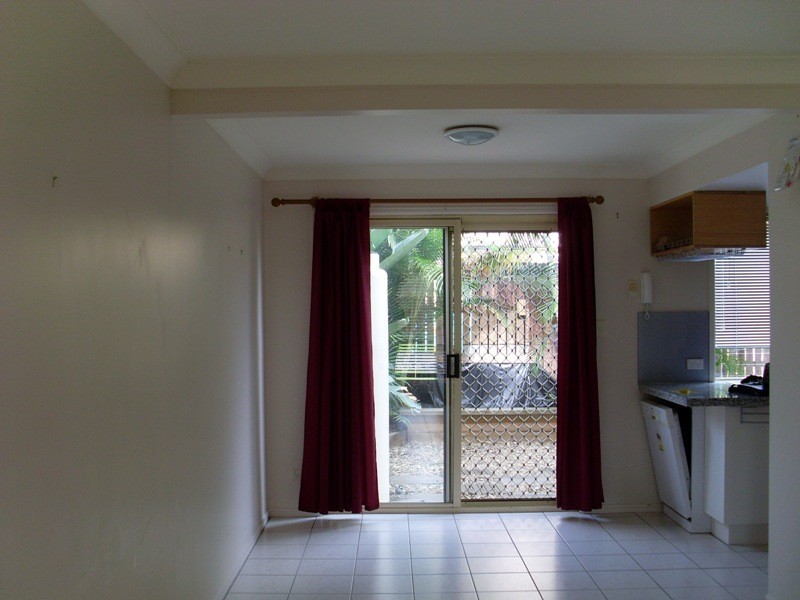 32/15 Erindale Close, Wishart QLD 4122