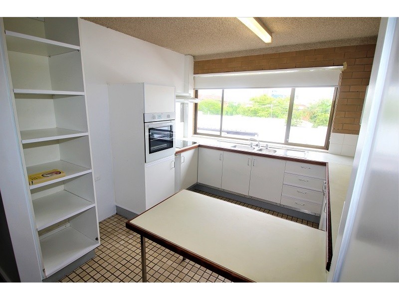 2 Sheehan Street, Milton QLD 4064