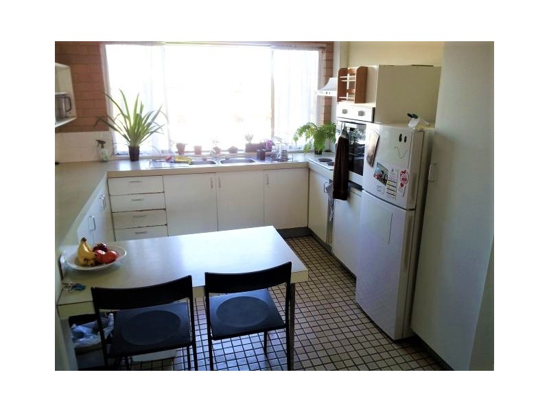 2 Sheehan Street, Milton QLD 4064