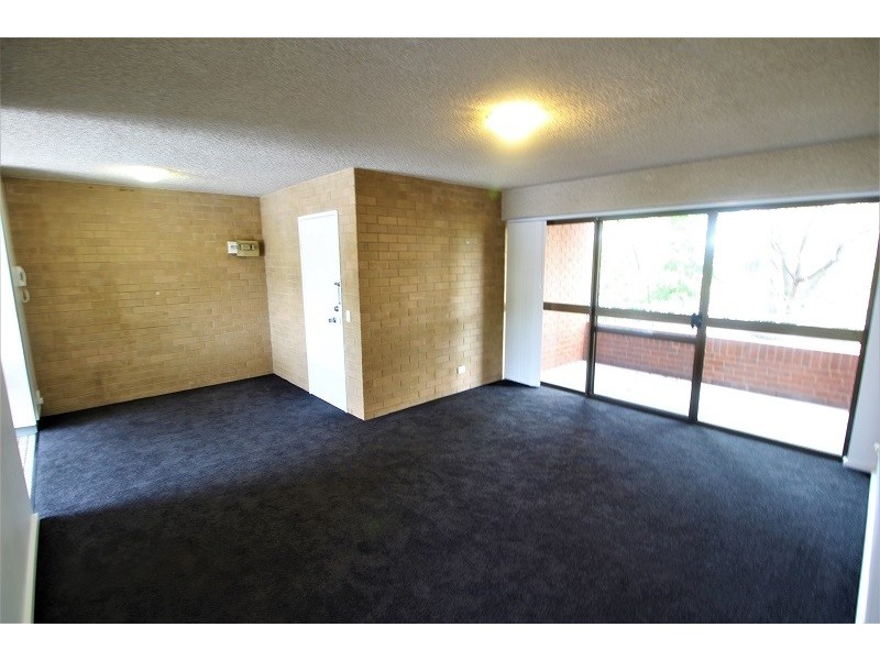 2 Sheehan Street, Milton QLD 4064