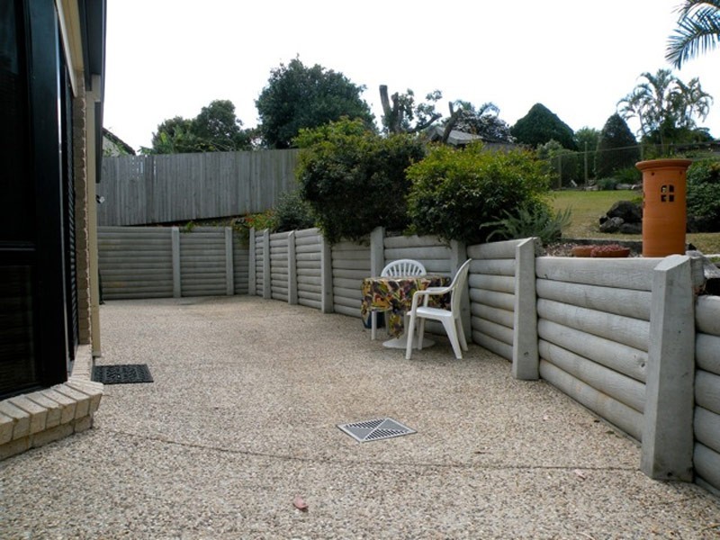 87 Lyndale Street: “Rear Apartment”, Daisy Hill QLD 4127