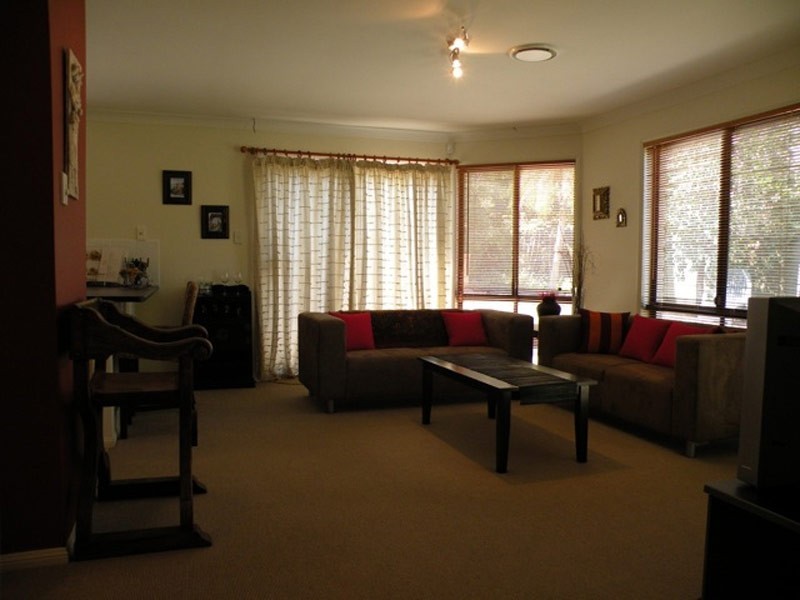 87 Lyndale Street: “Rear Apartment”, Daisy Hill QLD 4127