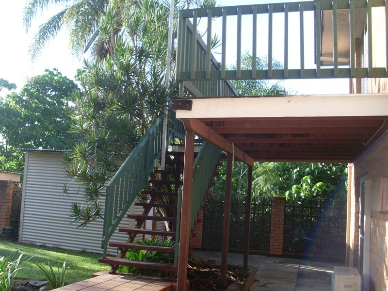 17 Lauretta Avenue, Springwood QLD 4127