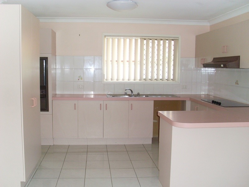 3 Monford Place, Calamvale QLD 4116