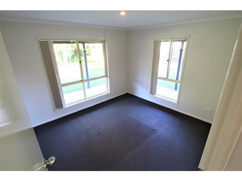 38 Parkway Road, Daisy Hill QLD 4127