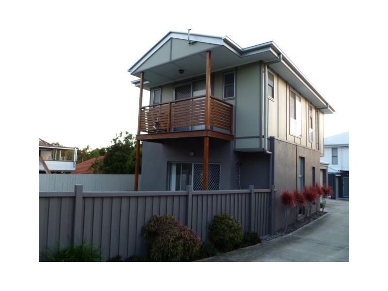 2/12 Dinmore Street, Moorooka QLD 4105