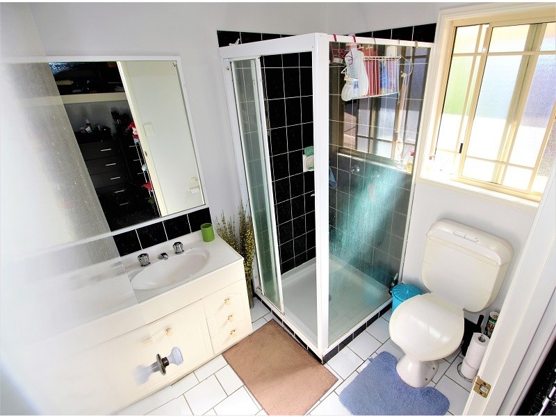 13/15 Erindale Close, Wishart QLD 4122