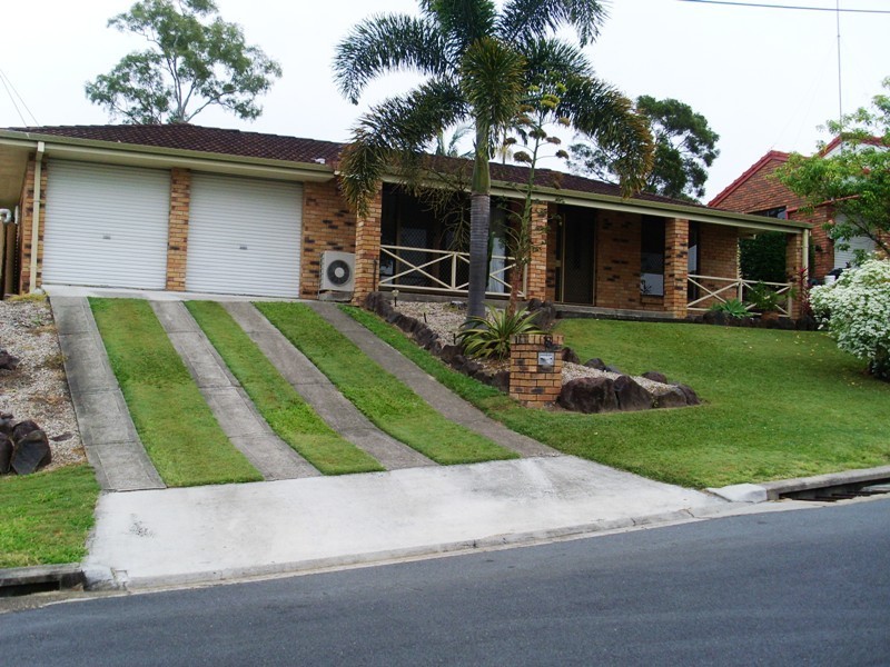 18 Harding Boulevarde, Mount Warren Park QLD 4207