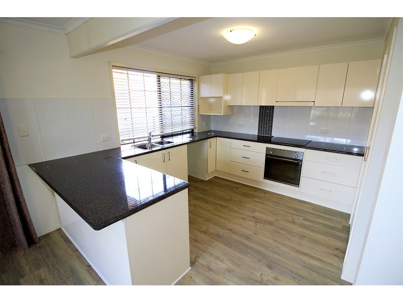 20 Ermington Street, Daisy Hill QLD 4127