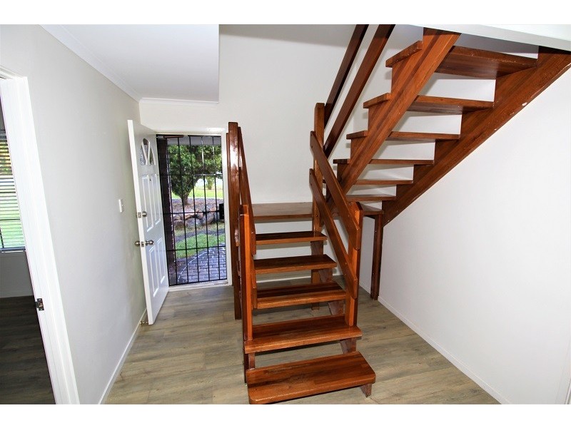 20 Ermington Street, Daisy Hill QLD 4127