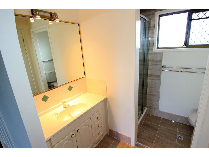 20 Ermington Street, Daisy Hill QLD 4127