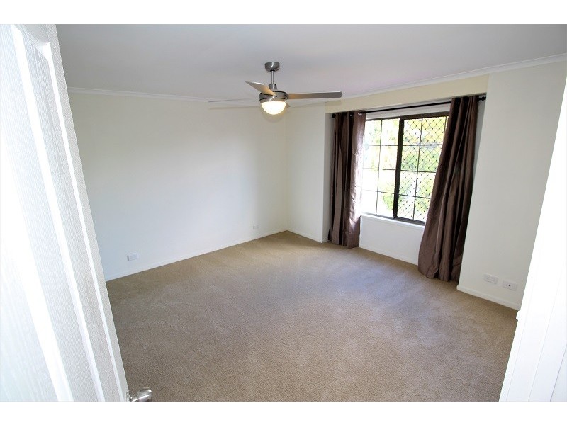 20 Ermington Street, Daisy Hill QLD 4127