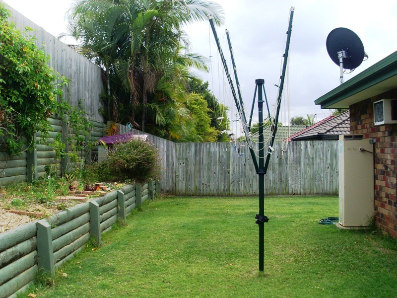 8 Shapcott Place, Runcorn QLD 4113