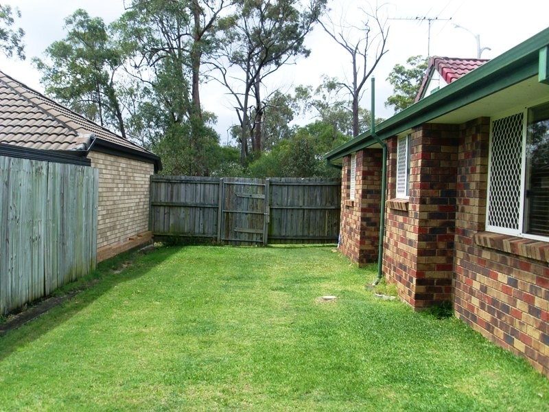 8 Shapcott Place, Runcorn QLD 4113