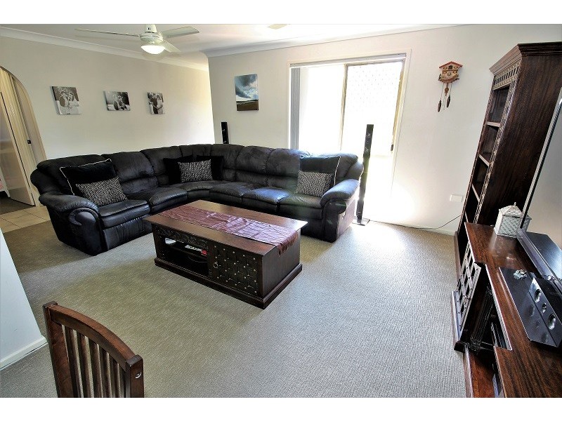73 Evergreen Avenue, Loganlea QLD 4131
