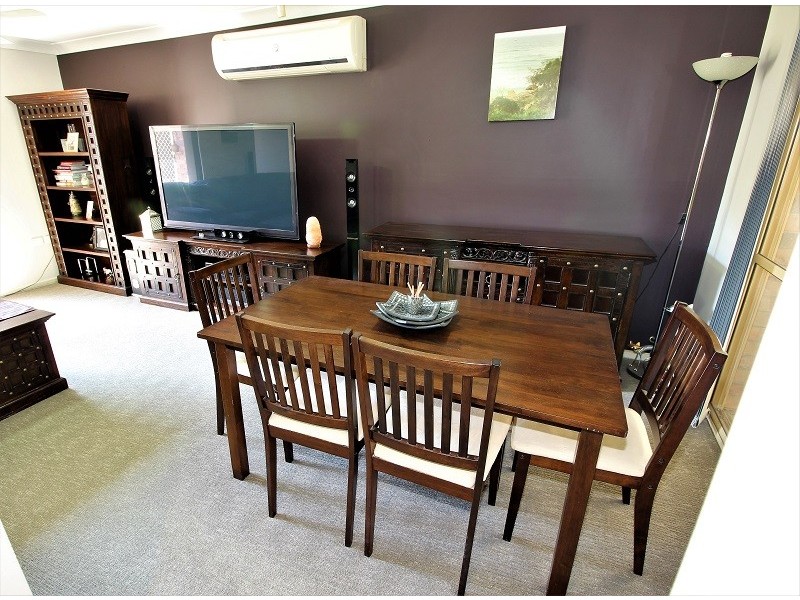 73 Evergreen Avenue, Loganlea QLD 4131