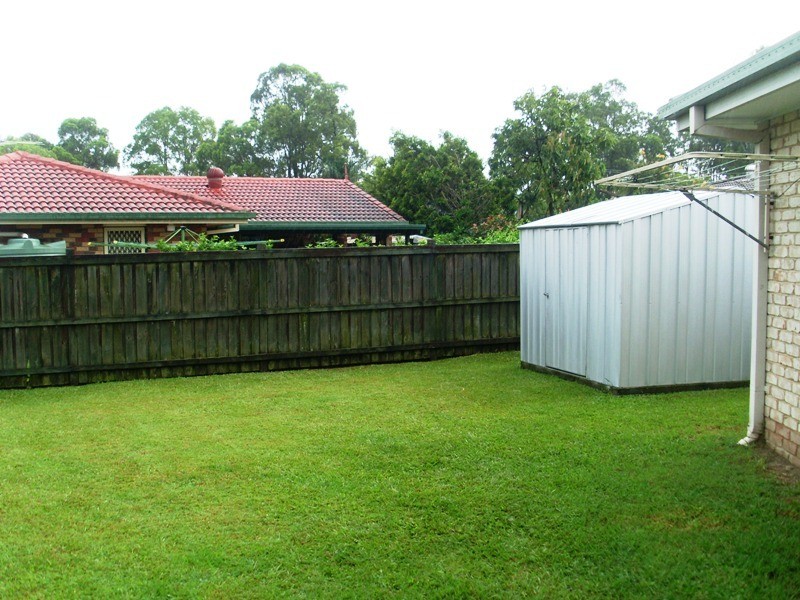 12 Carlton Close, Bethania QLD 4205