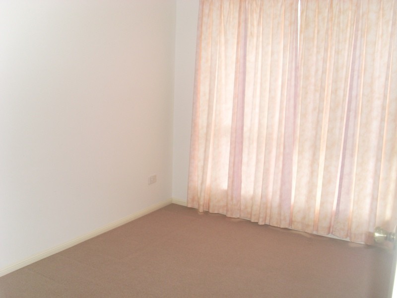 12 Carlton Close, Bethania QLD 4205