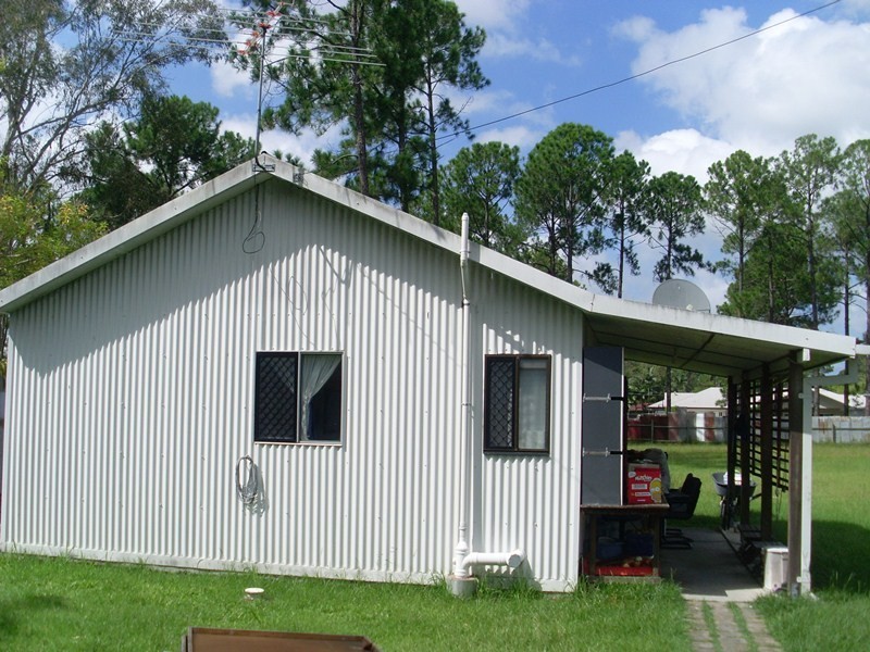 27-29 Spruce Street, Loganlea QLD 4131