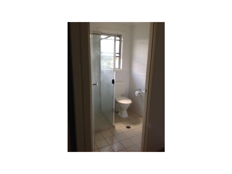 2/12 Dinmore Street, Moorooka QLD 4105