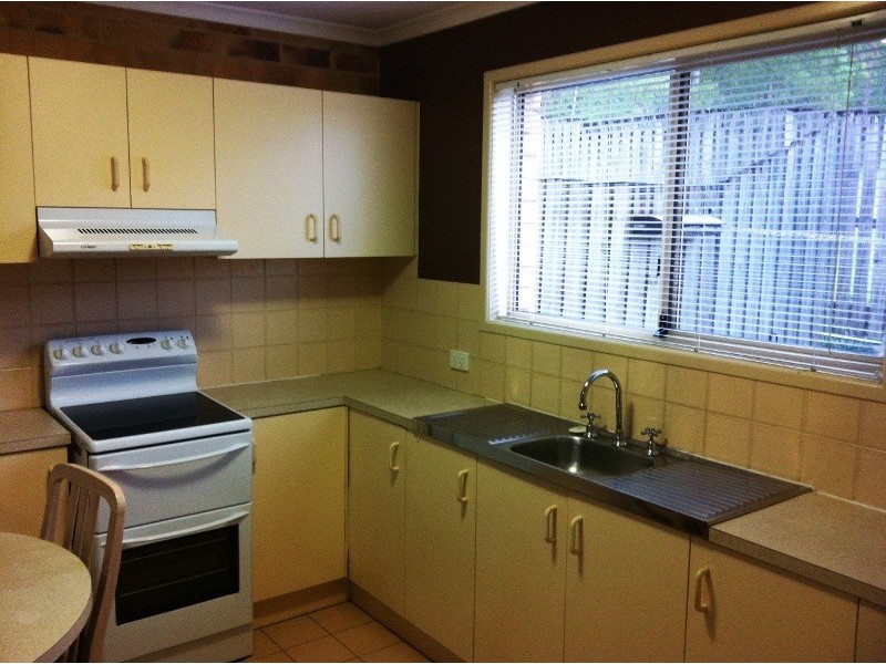 2/422 Chatswood Road, Shailer Park QLD 4128