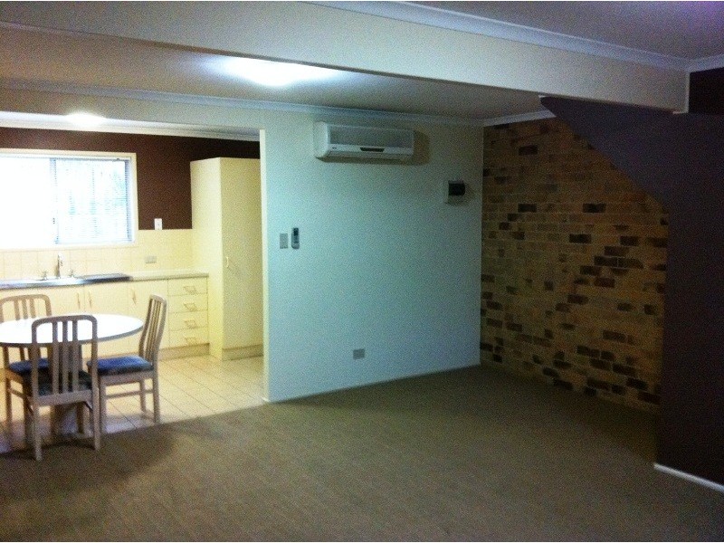 2/422 Chatswood Road, Shailer Park QLD 4128