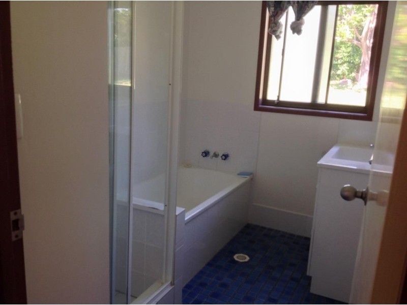 27 Gladewood Drive, Daisy Hill QLD 4127
