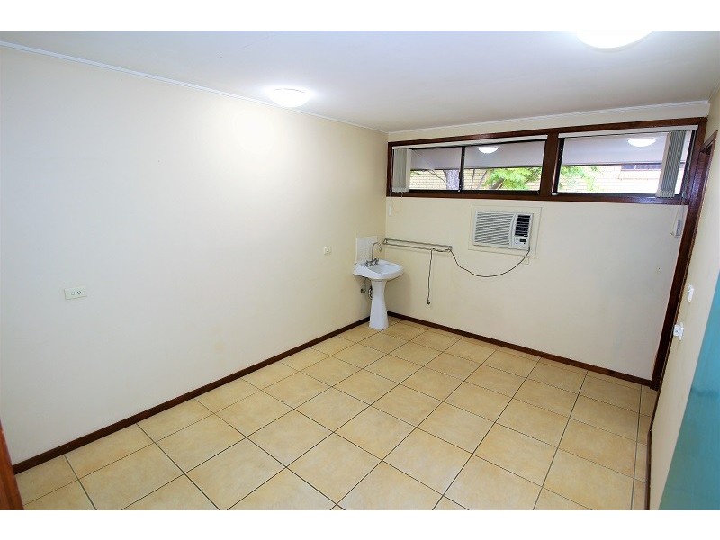 14 Cinderella Drive, Springwood QLD 4127