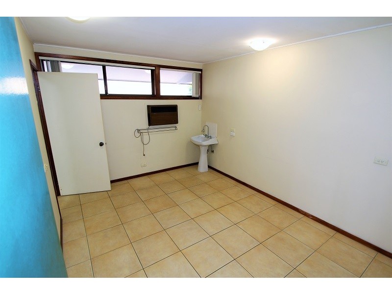 14 Cinderella Drive, Springwood QLD 4127