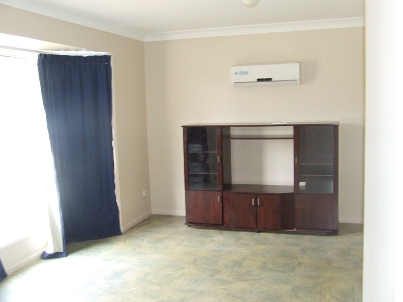 16 Myrtle Street, Waterford West QLD 4133