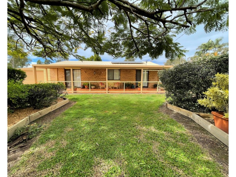 104 Main Street, Redland Bay QLD 4165