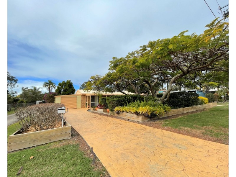 104 Main Street, Redland Bay QLD 4165