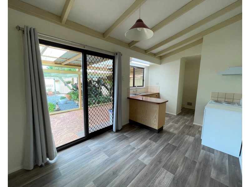 104 Main Street, Redland Bay QLD 4165