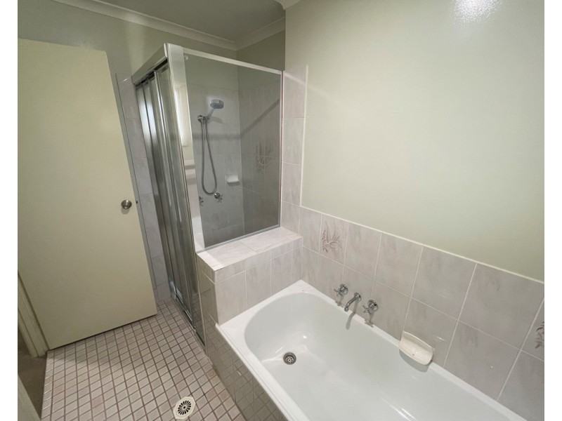 104 Main Street, Redland Bay QLD 4165