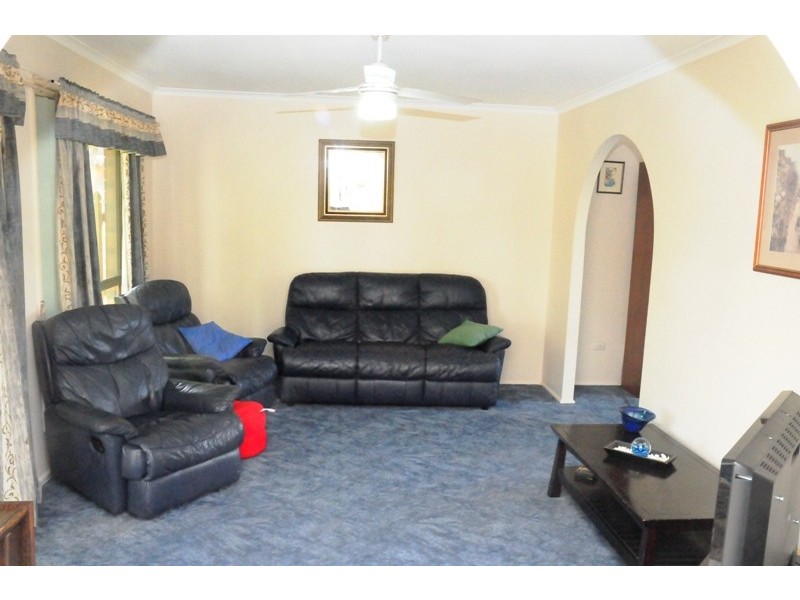 3 fisher ct, Waterford QLD 4133