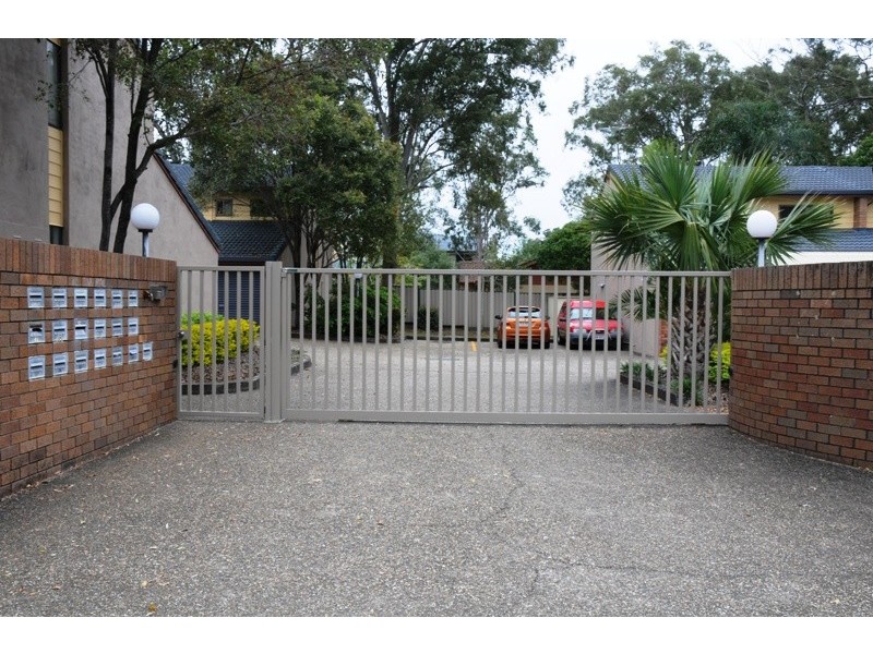 17/2 College, Loganlea QLD 4131