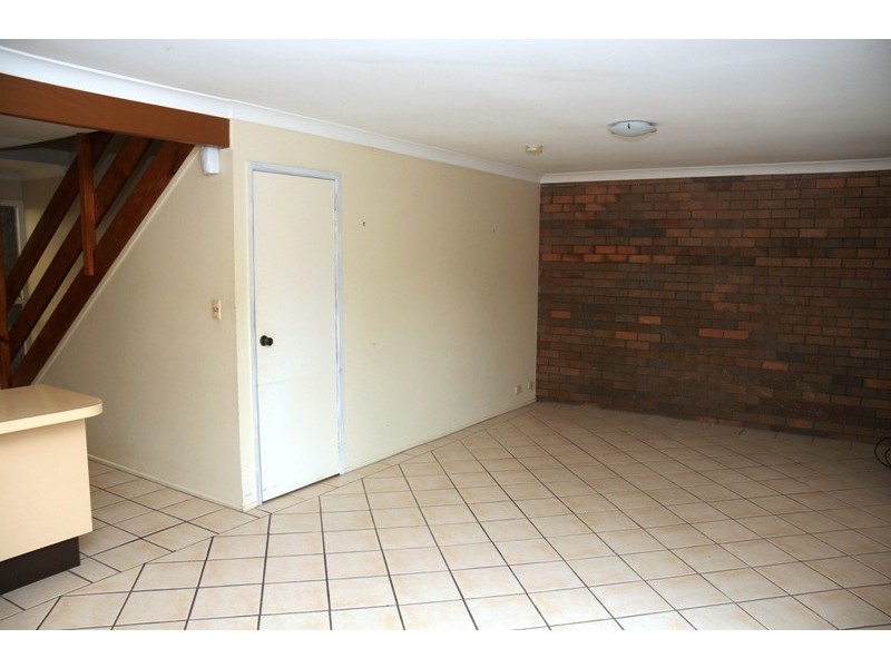 17/2 Colllege, Loganlea QLD 4131