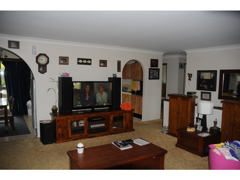 7 Jilbard Drive, Springwood QLD 4127