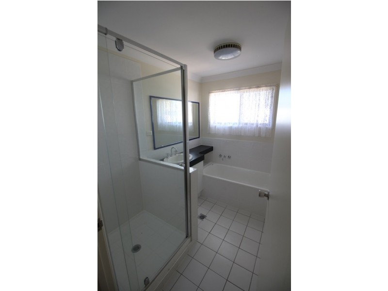 3 Fisher Court, Bethania QLD 4205