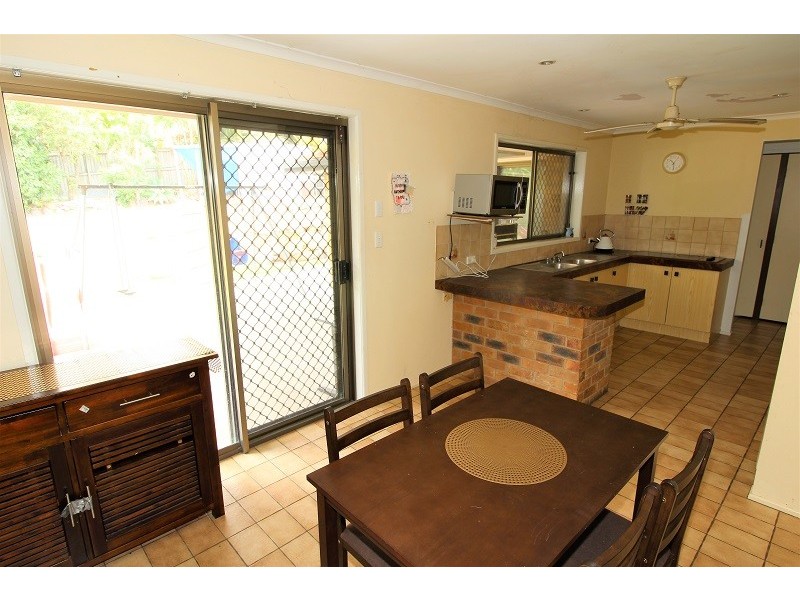 18 Harding Boulevard, Mount Warren Park QLD 4207