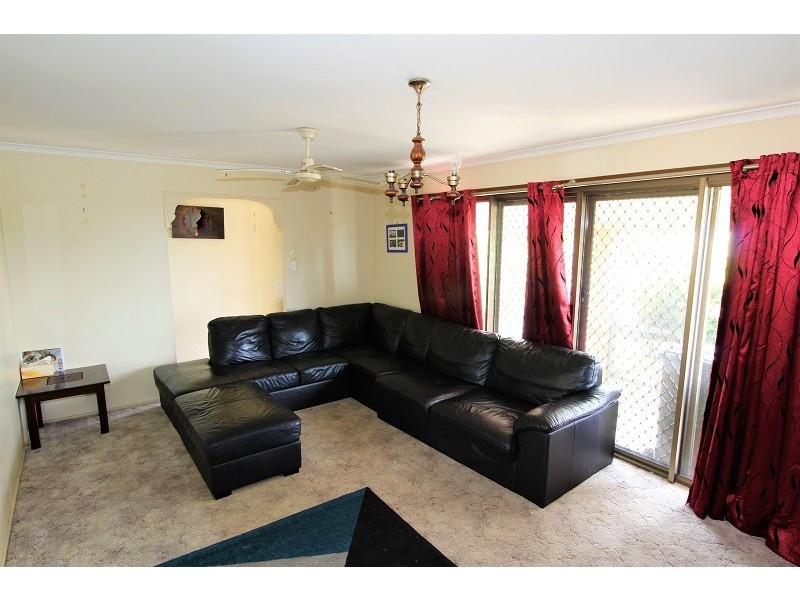 18 Harding Boulevard, Mount Warren Park QLD 4207