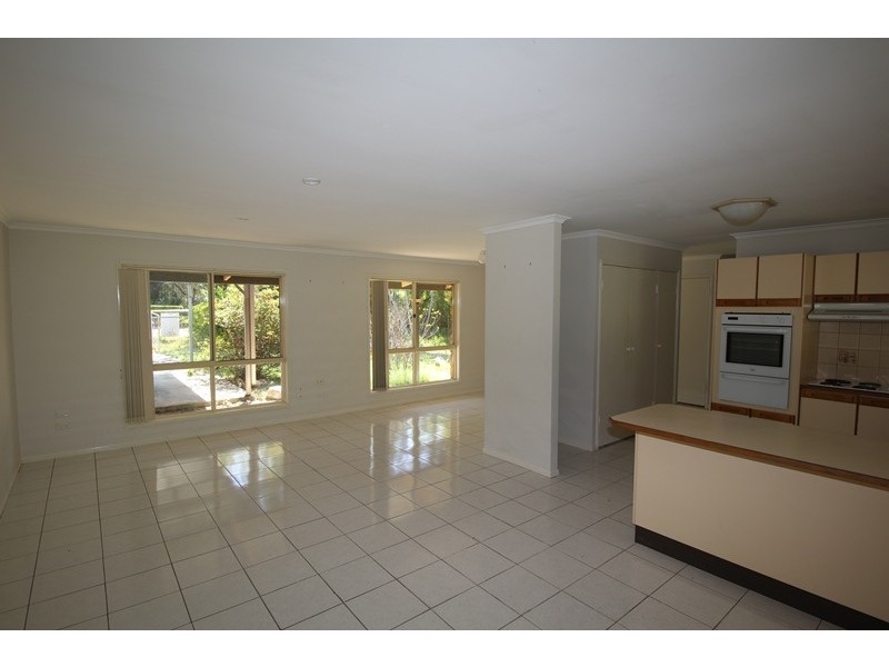 38 Parkway Road, Daisy Hill QLD 4127