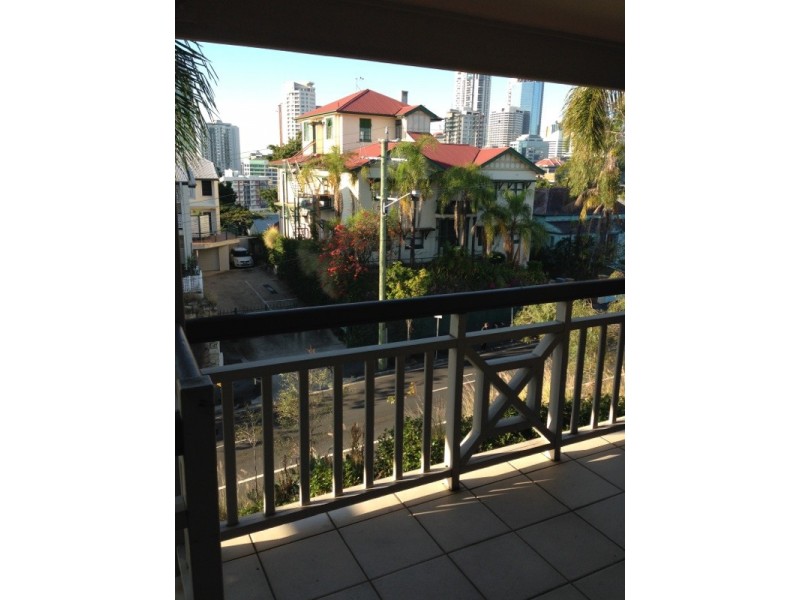 10/142 St Paul Terrace, Spring Hill QLD 4000