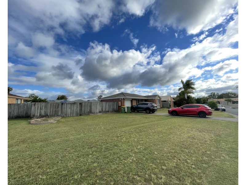 44 Kinta Street, Tanah Merah QLD 4128