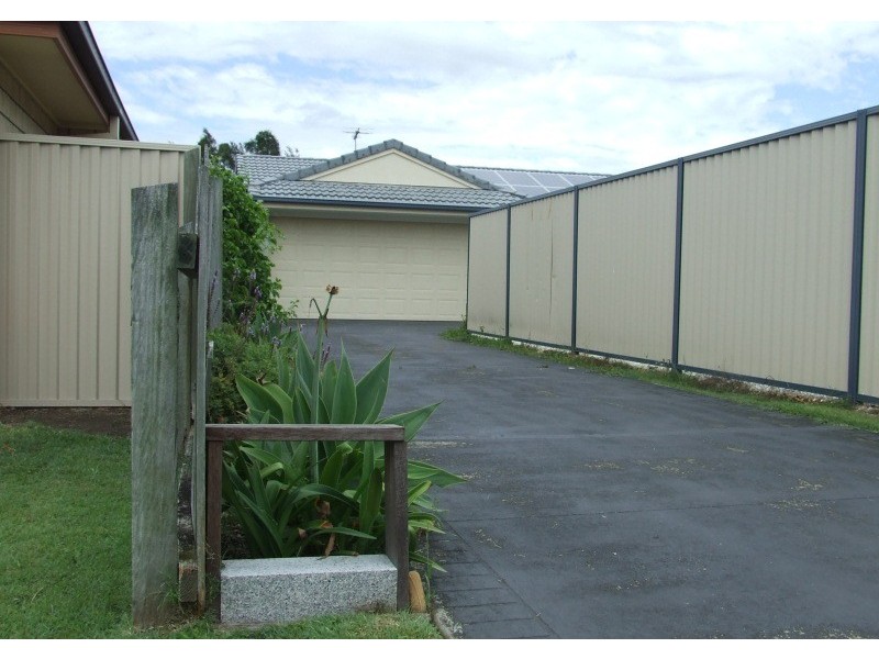 8 medoc place, Tweed Heads South NSW 2486